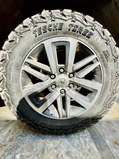 Tesche Tyres for Fortuner & Revo Excellent Condition