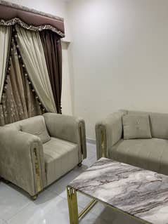 Five seater sofa set with table