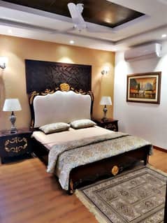 Par Day and short Time full furnish one BeD Room ment Available for rent Bahria Town Phase 6 family apartment