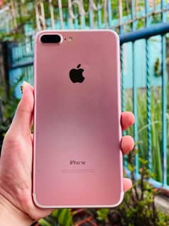 Iphone 7 puls 128 GB my WhatsApp number 0341*15*94+804