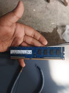 4gb Ram ddr 3 1 month used