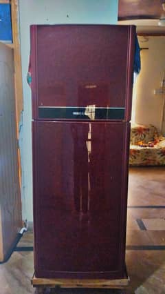 orient large refrigrator in excellent running condition