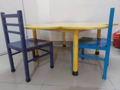 Flower Shape Table