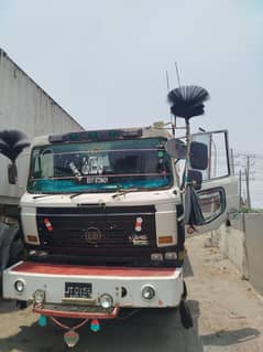 Nishan L6 Trailor 18 Wheeler