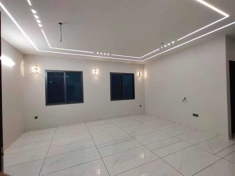 In Gulshan-e-Iqbal - Block 13/C Lower Portion Sized 240 Square Yards For rent 11