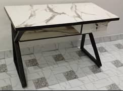 New Stylish Computer Table