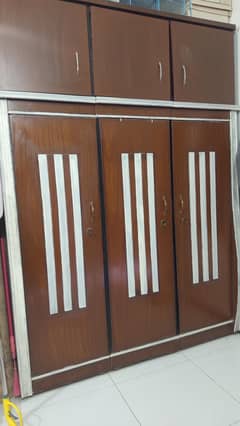 used like new Wardrobe with upper cover led part