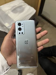 One  plus 9 pro 12/256
