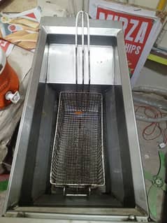 Fryer for commercial use