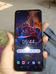 Itel A60 4+4 gb Ram 128 gb ROM