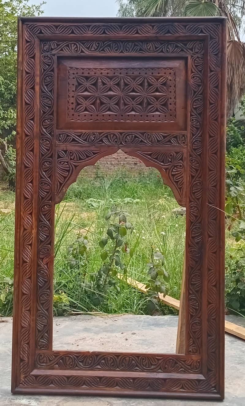 painted mirror frame 0