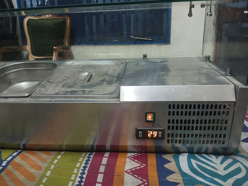 salad bar counter with Colling unit 3