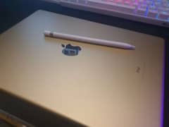 iPad Pro 12.9 2017 with Apple Pencil
