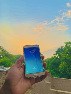 Samsung Mobile J7 4g