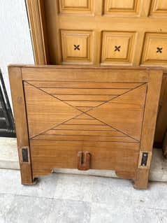 Single Bed without mattres