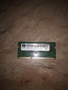 4 GB Ram 1200