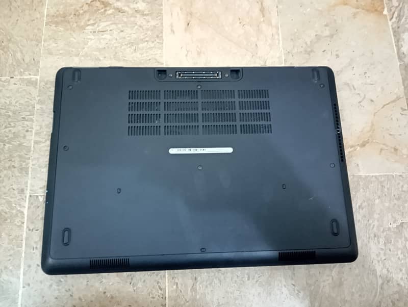 Dell Latitude 5450, i5 (5th generation) 08gb,180gb ssd,TouchScreen 2