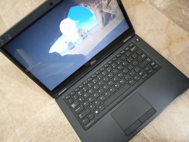Dell Latitude 5450, i5 (5th generation) 08gb,180gb ssd,TouchScreen 8
