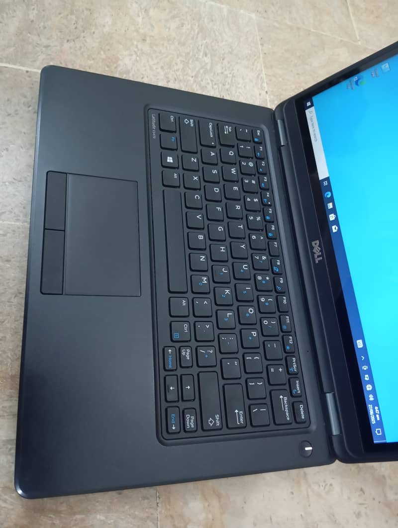 Dell Latitude 5450, i5 (5th generation) 08gb,180gb ssd,TouchScreen 10