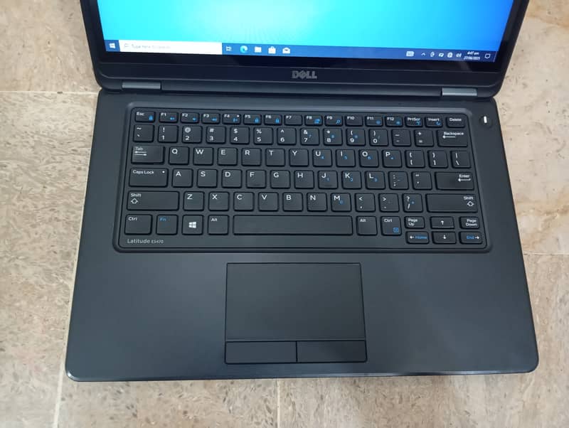 Dell Latitude 5450, i5 (5th generation) 08gb,180gb ssd,TouchScreen 11