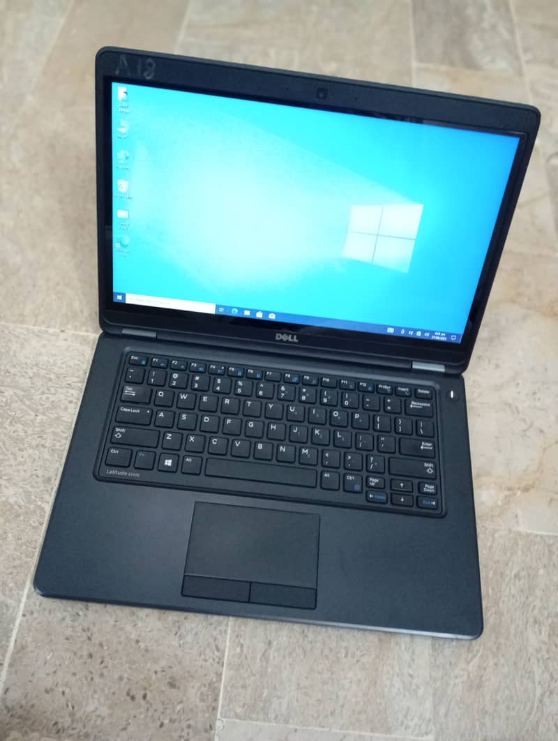Dell Latitude 5450, i5 (5th generation) 08gb,180gb ssd,TouchScreen 12