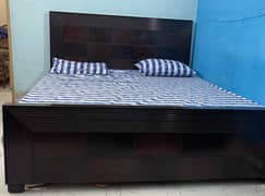 Bed set|Bed and side tables|bed set for sale