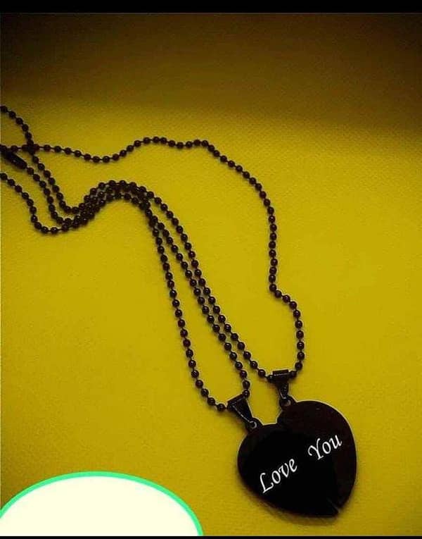Engraved Name Broken Heart Couple Locket Magnetic Necklace with Heavy Heart Pendant