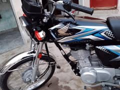 Honda CG 125 lush and genwain condition 24/25 model. . .