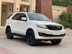TOYOTA FORTUNER 2013 KARACHI REGISTERED
