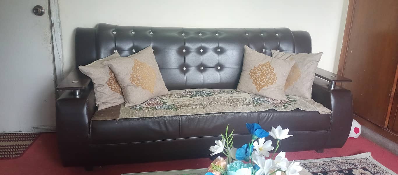 5 Seater Sofa set with Tables 0