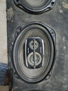 speakers