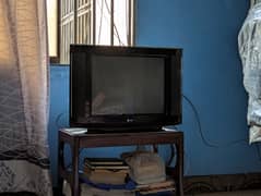 LG TV 21 inch used