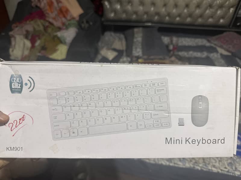 Wireless keyboard and mouse 0