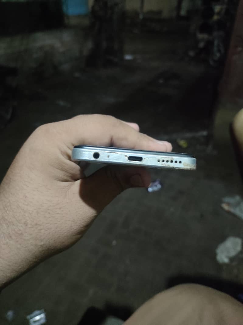 infinix smart 8 pro Plus condition 10 by 10 infinix smart 8 pro Plus 3