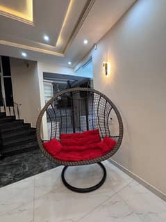 Used swing in good condition. Phly ao phly pao