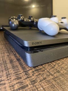 PlayStation 4 Slim 500GB [Jailbroken]