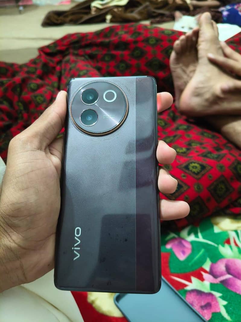 vivov30e condition 10/10 inbox cahrag 1