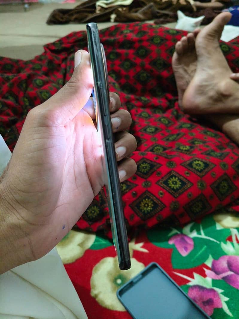 vivov30e condition 10/10 inbox cahrag 2