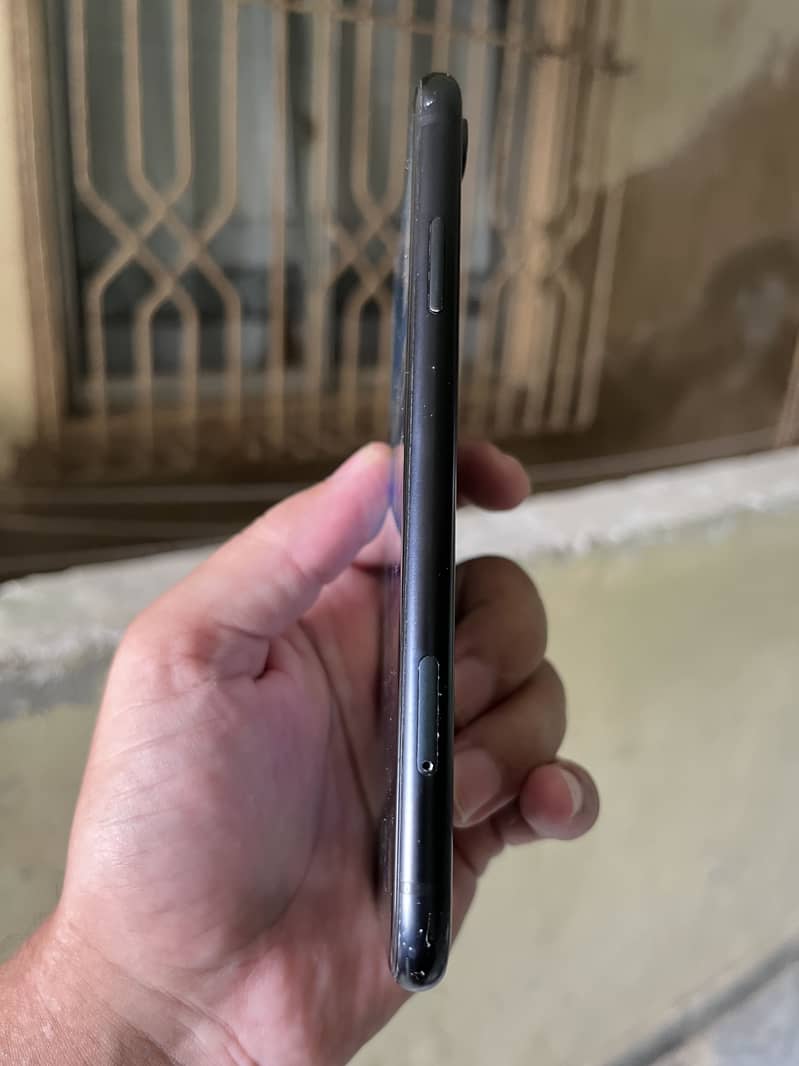 iPhone XR 128gb factory unlock non pta mobile for sale only set 4