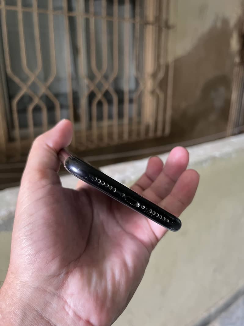 iPhone XR 128gb factory unlock non pta mobile for sale only set 6