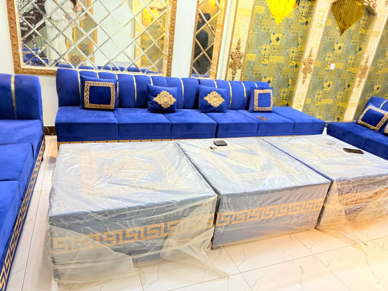 just 2 months used look like new sofa set and 3 tables 10by10condition 1