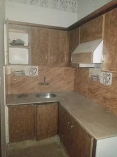 1st floor portion is available for rent in mehmoodbad