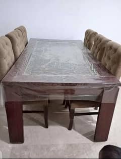 6 seaters Dining table