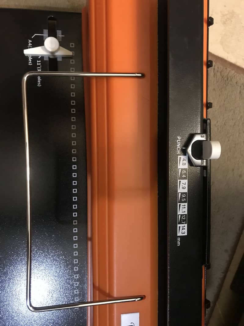 Punching and Binding Machine Manual. (New) 3