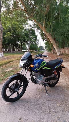 Honda CB 125F