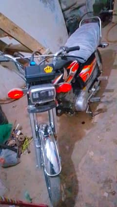 Karachi number Frist owner