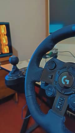 Logitech G923 with Shifter and Handbreak