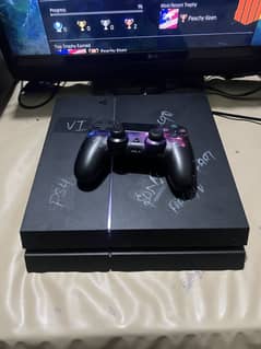 PlayStation 4 1TB storage with controller,cables and stand
