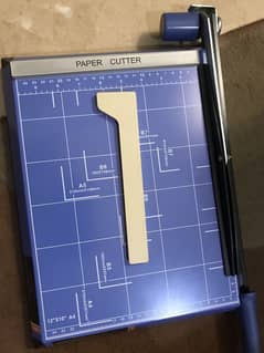 Paper cutter manual. New.