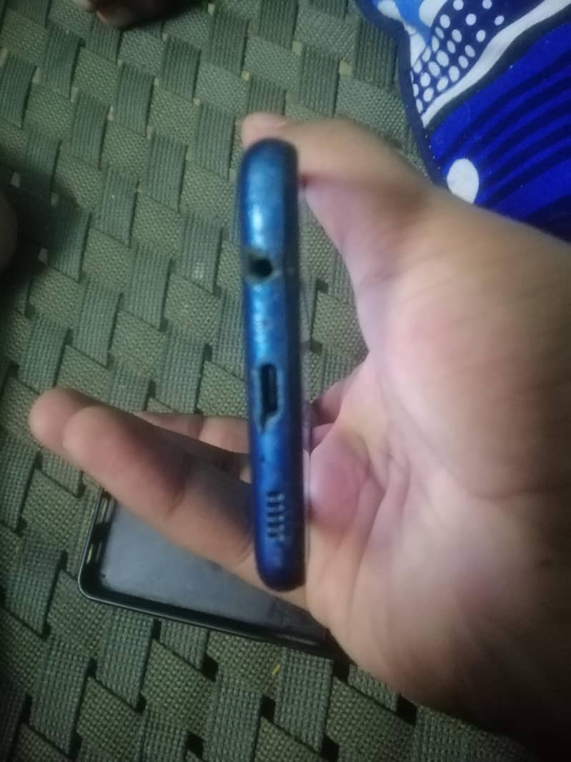 samsung a12 kindly add read kar ka message karay 3